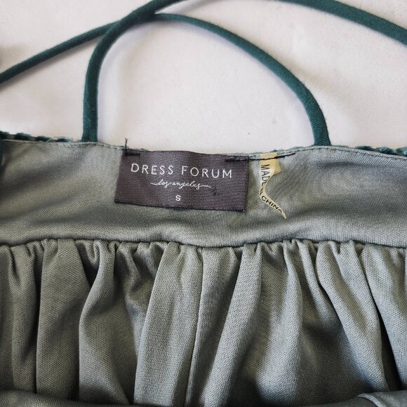 DRESS FORUM | Velvet Romper - Picture 3 of 12